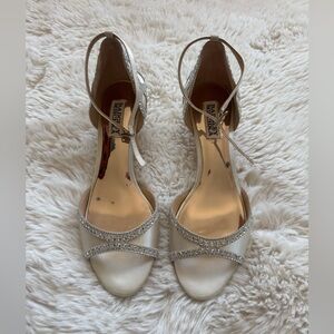Badgley Mischka Ivory Gillian Embellished Open-Toe Heels 8M Bridal Wedding